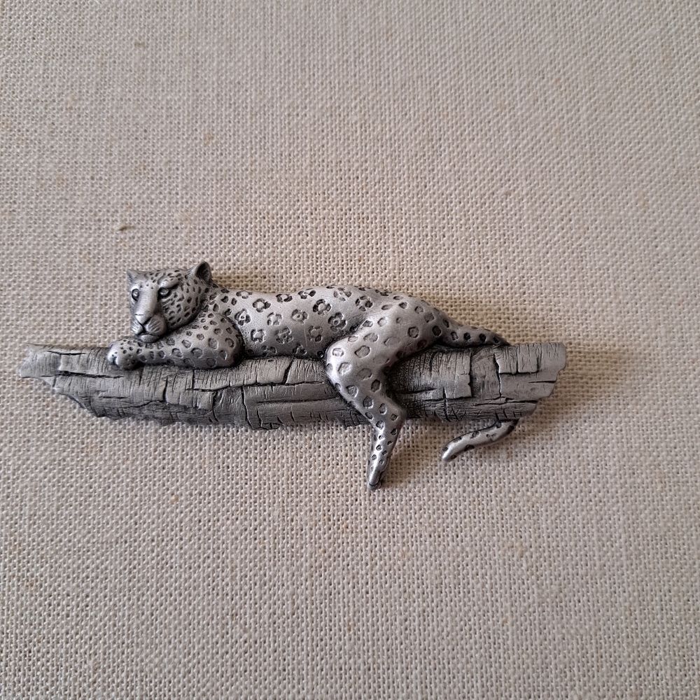 JJ Leopard Brooch Cheetah Brooch Pewter 1988 Vintage